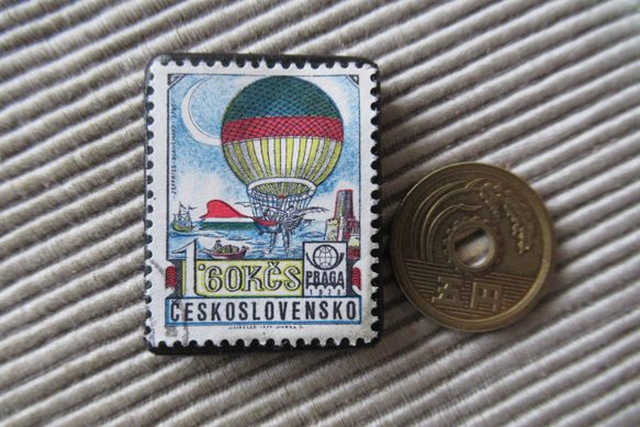 チェコスロバキア　切手ブローチ194 3枚目の画像