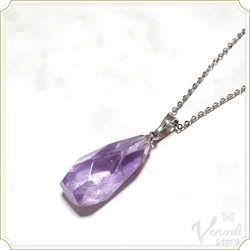 手作り天然石ネックレス（紫色クリスタル）アメジストペンダント 送料無料 煌めくアメジストネックレス 天然石 パープル ペンダント 紫