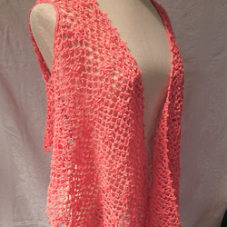 かぎ針編みコーラルレッドの2wayジレマフラーストール 6枚目の画像
