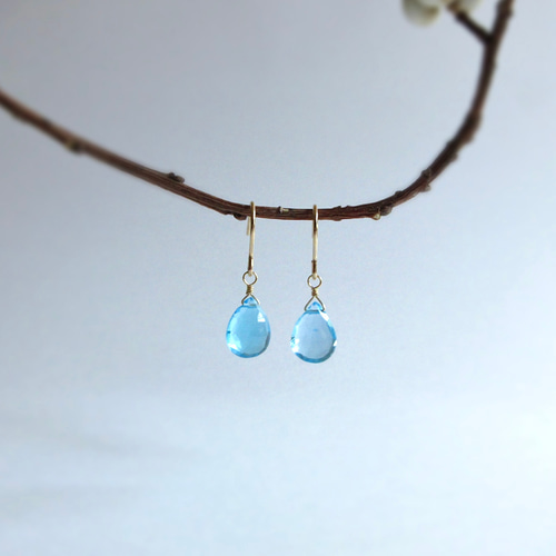 高品質】10mm美粒「スイスブルートパーズ」14kgfピアス