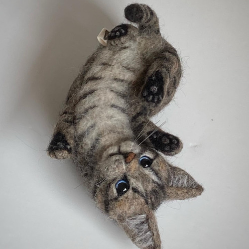 翌日発送 キジトラ 子猫 猫 戯れてる 羊毛フェルト ハンドメイド 羊毛