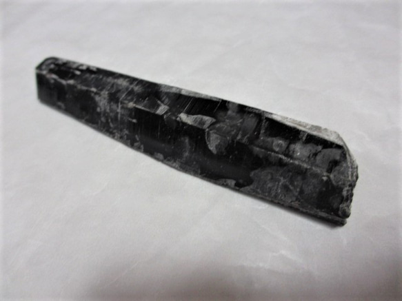 モリオン（黒水晶）原石　65ｇ 1枚目の画像