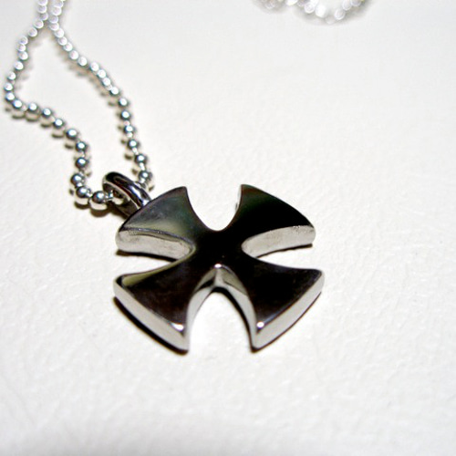 仁尾彫金『プラチナフラットアイアンクロスヘッド』58 ネックレス  