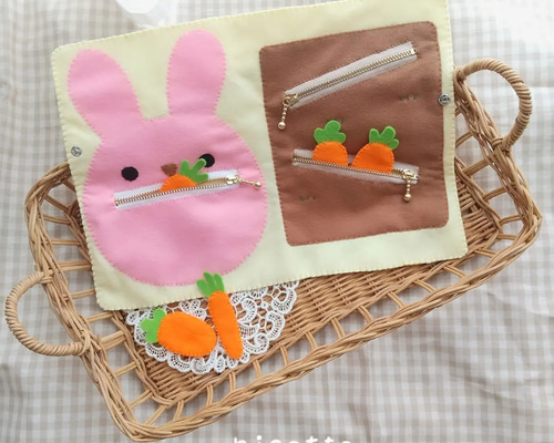 うさちゃんにんじん【ファスナー知育玩具】 おもちゃ・人形 nicotto
