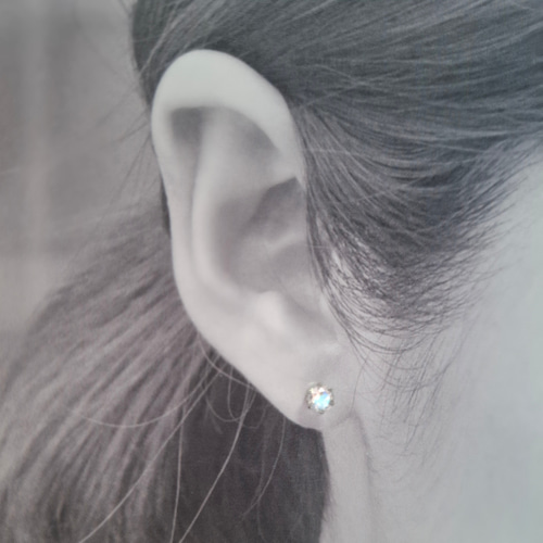 再販】シラー◎レインボームーンストーン（ブルームーンストーン）一粒