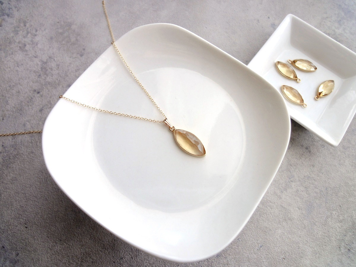 天然石のネックレス ■ ローズカット マーキス ■ 蜂蜜みたいなシトリン