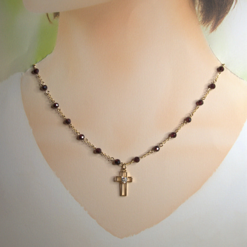 SALE 33%OFF】モザンビーク産ガーネットとクロスチャームの