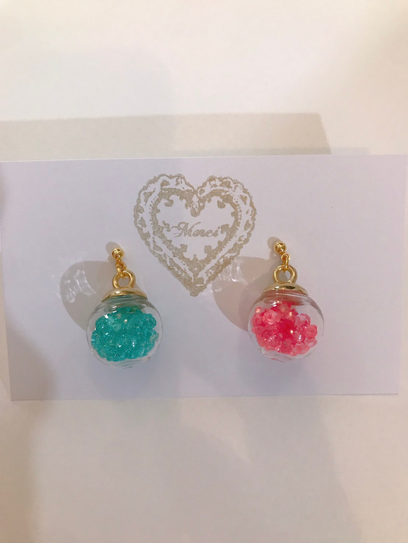 colorful cube pierce(pink＆emerald green) MIX color 2枚目の画像