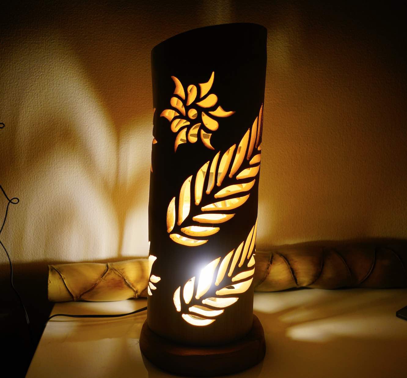 竹灯り・竹あかり・竹灯籠・竹灯篭・竹ランプ   全面彫り～～ 癒しの灯り★光帯★～～スタンドライト・テーブルランプ