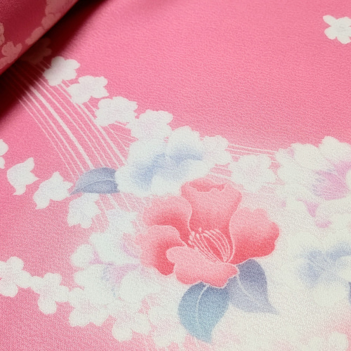 正絹 着物地 はぎれ【花模様】濃いピンク 50cm はぎれ Mulan