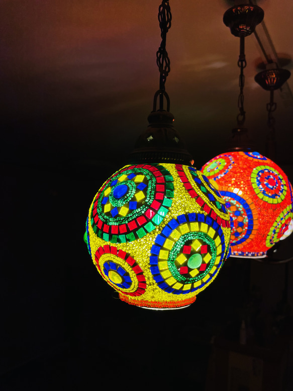 トルコモザイク丸型ペンダントランプ                                     直径16cmのまん丸ランプシェード。丸いフォルムが可愛 G1420857460(10920円)
