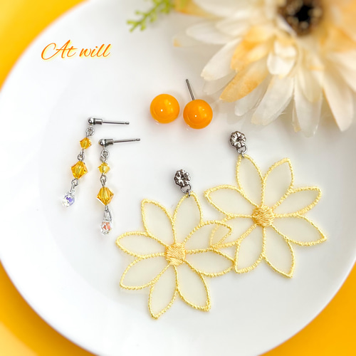 もう金アレは怖くない！夏のひまわりカラーピアスセット /金属
