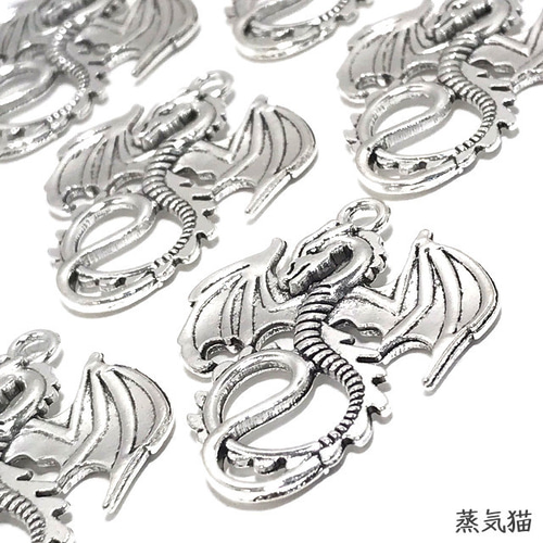 大翼のドラゴンのチャーム 銀古美 6個【ファンタジードラゴン