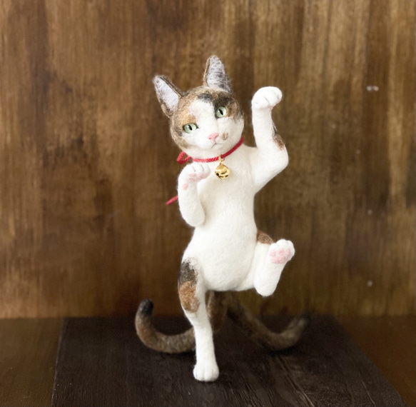 羊毛フェルト　踊る猫又さん　アートドール 1枚目の画像