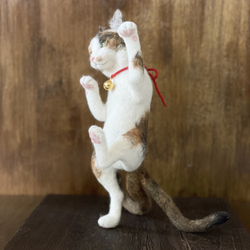 猫又　三毛猫　アートドール　オリジナル 猫又 三毛猫 踊る猫 妖怪 縁起 羊毛フェルト | iichi 日々の
