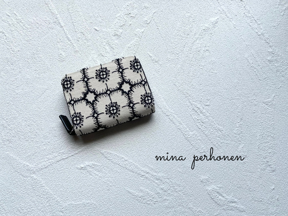 ミナペルホネン 財布 アネモネ 二つ折り財布 ryo 通販 14106212