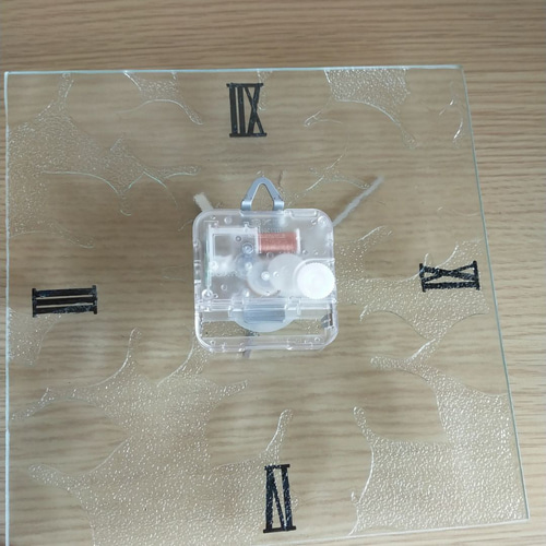 昭和レトロ 木製フレーム 達磨 七転八起 達磨大師 宝石画 ガラス細工 壁掛け 昭和レトロ 木製フレーム 達磨 七転八起 達磨大師 宝石画 ガラス