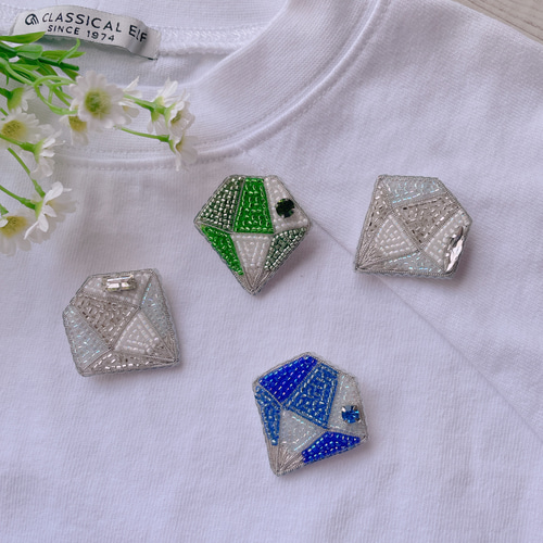 ビーズ刺繍ブローチ【bijou-宝石＊ペリドット/エメラルド/グリーン・緑