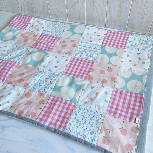 パッチワークのブランケット（ピンクひよこmix） その他インテリア雑貨