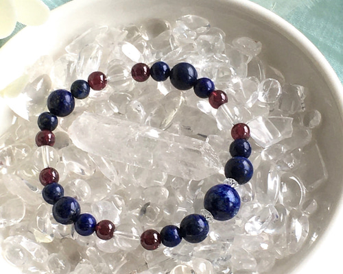 Creema限定 夏の福袋】ラピスラズリとガーネットのブレスレット＆水晶