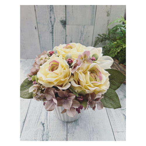 ꫛꫀꪝ薔薇&紫陽花のフラワーアレンジ❁フラワーアレンジメント アート  