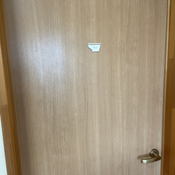 木製 トイレ マーク ドアプレート ハンドメイド  ホワイト 4枚目の画像