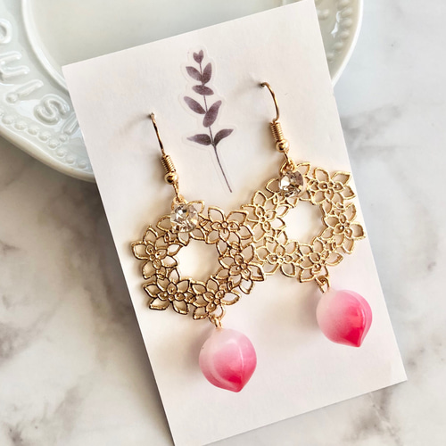 ピーチ 花 桃 ピアス イヤリング ハンドメイド 大ぶり 上品 ピアス 
