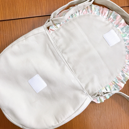 リバティ♡フリル付き 丸底キッズポシェット 雑貨・その他 toko.toko