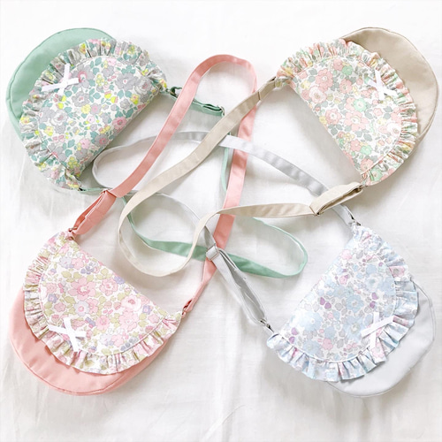 リバティ♡フリル付き 丸底キッズポシェット 雑貨・その他 toko.toko