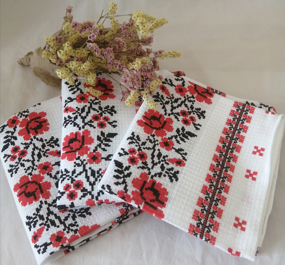 東欧の花咲くマルチクロス コットンワッフルタオル ウクライナ伝統 クロスステッチ刺繍柄 薔薇 8枚目の画像