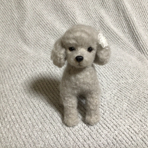 羊毛フェルト プードル グレー お座り 犬 いぬ ハンドメイド イヌ 羊毛