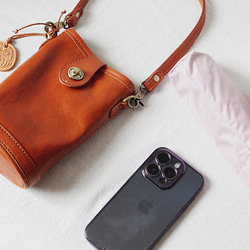 ヌメ革ショルダーバッグ斜め掛けポシェットバッグ軽いバッグ 8枚目の画像