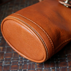 ヌメ革ショルダーバッグ斜め掛けポシェットバッグ軽いバッグ 9枚目の画像