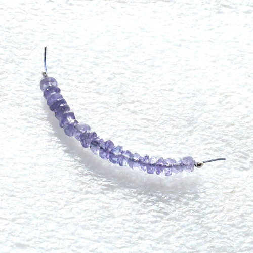 高品質-片耳【天然タンザナイト】6mm トリリアントカット 高品質-片耳【天然タンザナイト】6mm トリリアントカット