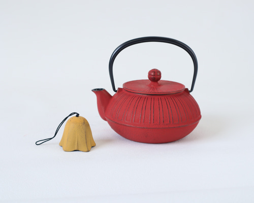 岩鋳 南部鉄器 限定1セット！夏の福袋（急須と風鈴） ポット・急須