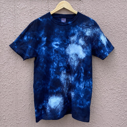 藍染めTシャツ「群青」Mサイズ 男女兼用『一点物』 4枚目の画像