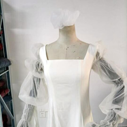 泡泡袖直筒灰白色婚紗露背伴娘/婚禮/餘興派對 第7張的照片