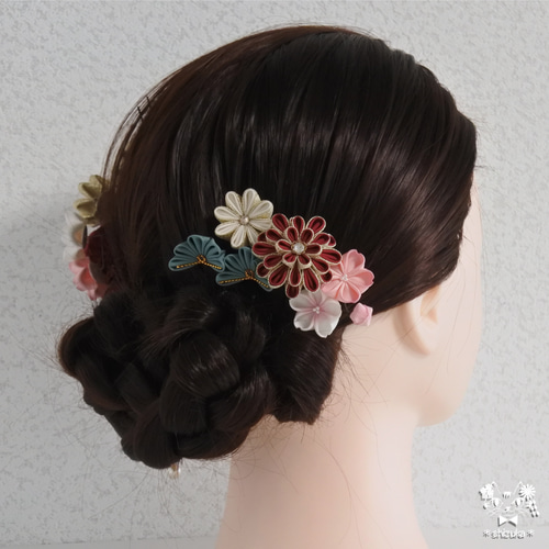 つまみ細工　髪飾り　✴︎結花✴︎紅・グリーン・マスタード　No.378再販2 つまみ細工 髪飾り ✴︎結花✴︎紅・グリーン・マスタードNo.378