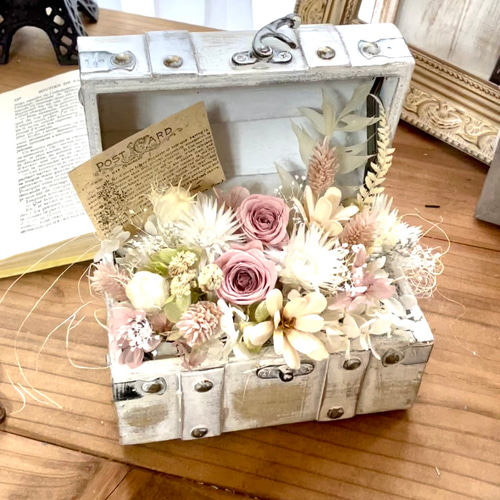 再販♡【送料無料】宝箱のアレンジLsize くすみピンク(プリザーブド