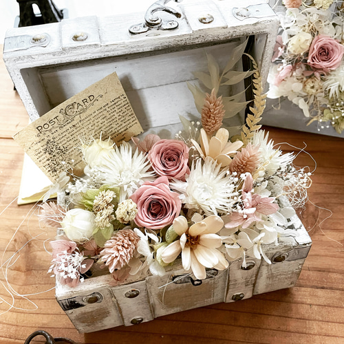 プリザーブドフラワー　くすみピンク　アレンジメント　くすみカラー 再販♡【送料無料】宝箱のアレンジLsize くすみピンク(プリザーブド