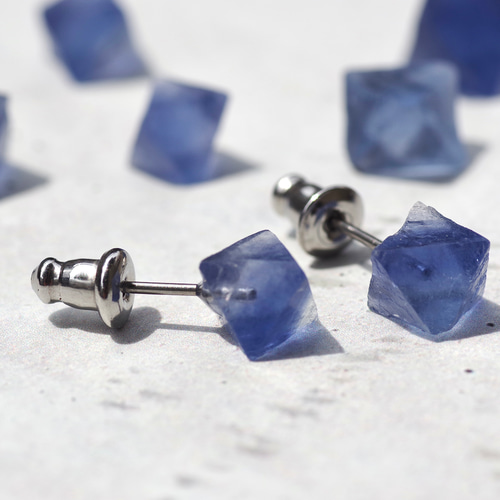 dino13様✾14kgf ブルーフローライトピアス♡ dino13様✾14kgf ブルーフローライトピアス♡ dino13様✾14kgf ブルー