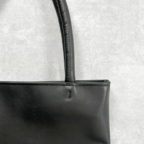 ▽KURO/メインで使える牛革A4レザートートバッグ サブバッグ