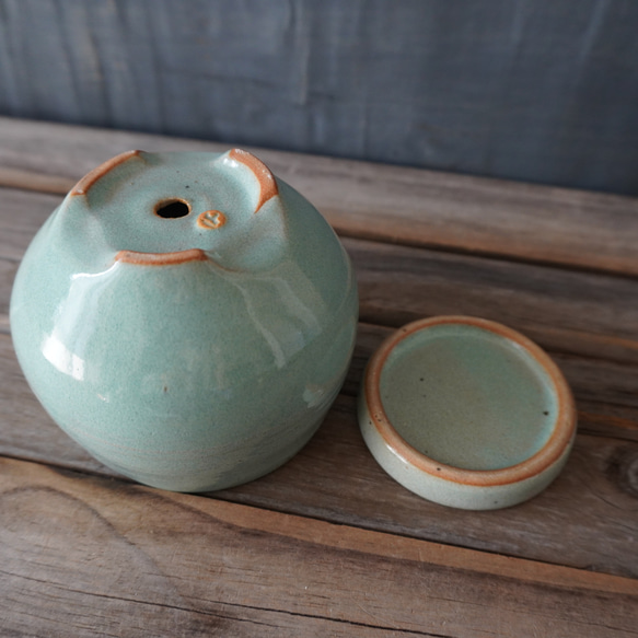 【陶器】水色の均窯釉の植木鉢 　送料無料 12枚目の画像