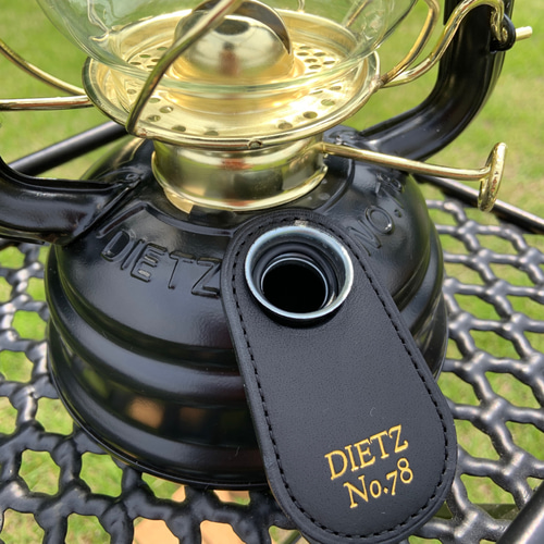 DIETZ デイツ　真鍮製　ランタン　美品　ゴールド　タンクエプロン付き DIETZ デイツ 真鍮製 ランタン 美品 ゴールド タンクエプロン付き