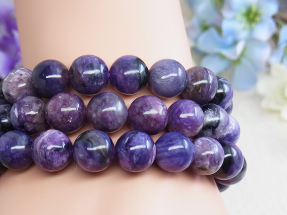 【お得品】大粒 エンジェルシリカ チャロアイト 10ミリ 透明感 紫 美しい 癒し 天然石ブレスレット 世界三大 G49 17枚目の画像