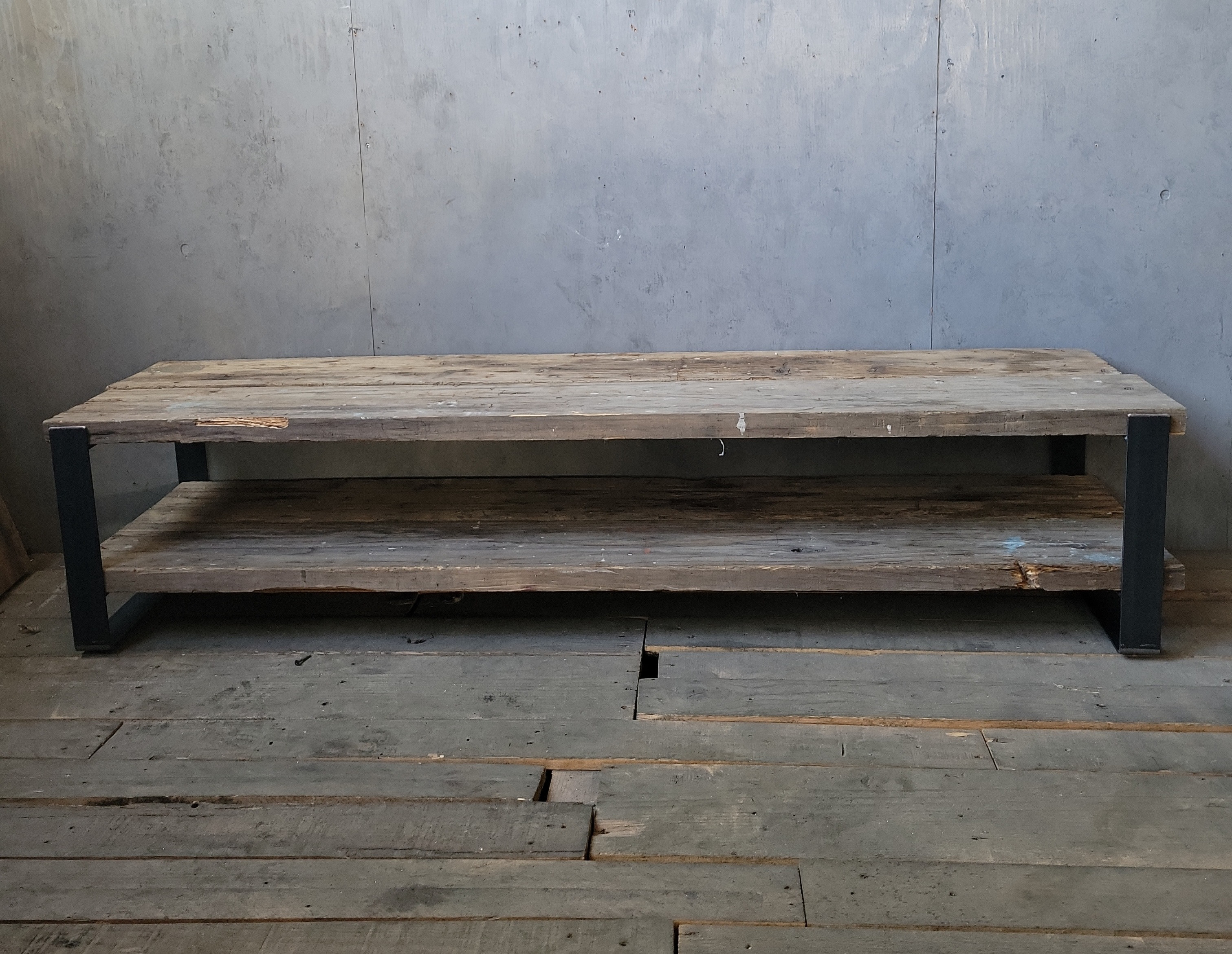 テレビボート　テレビ台　鉄脚　アイアンレッグ　黒皮　黒皮鉄　フラットバー　diy テレビボート　テレビ台　鉄脚　アイアンレッグ　黒皮　黒皮鉄　フラットバー　diy