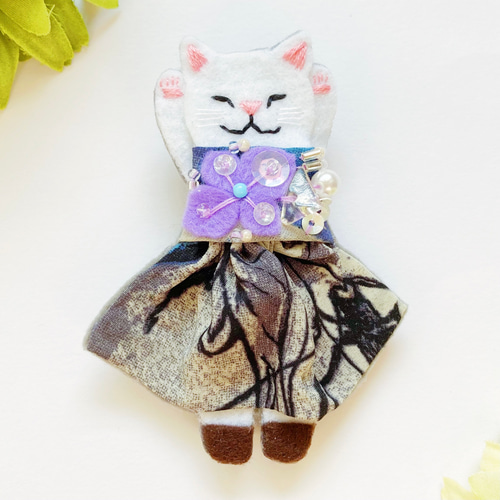 羊毛フェルト。紫陽花。猫。梅雨 課せ