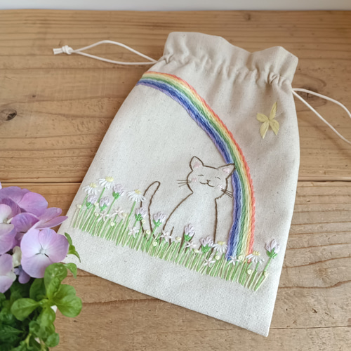 ドネイション対応作品】ペットロスの癒やしに☆猫ちゃんと虹の橋の刺繍 
