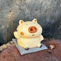 ぶっーぶっー（座布団極小付）　Ｏ-232　　陶製　/pig/豬/Schwein 3枚目の画像