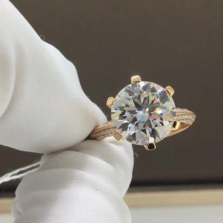 【newデザイン】モアサナイト 　リング　K18PG